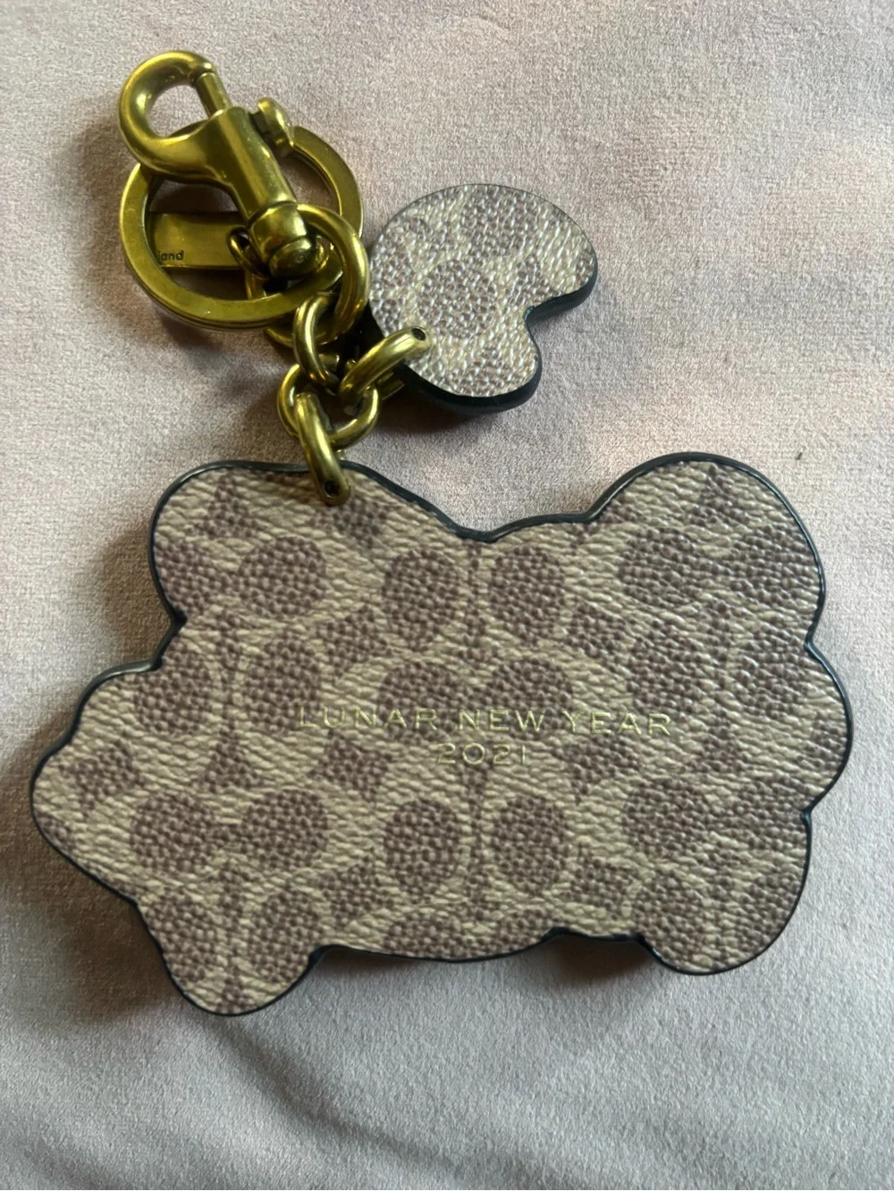 Coach Limited Edition 2021 Lunar New Year Ox Keyring Bag Charm - Picture 4 of 9